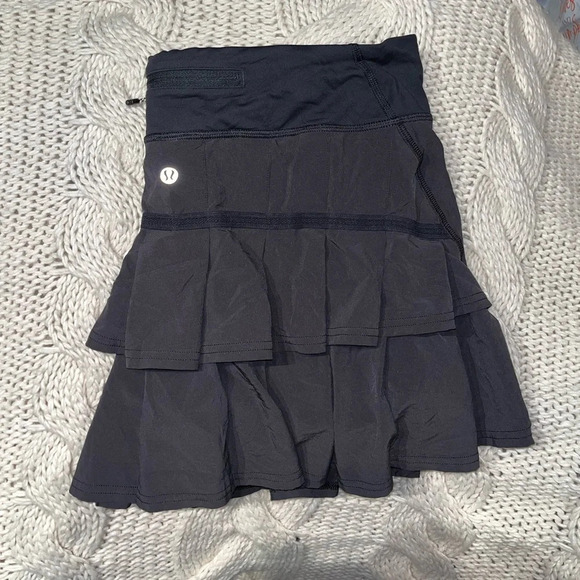 Lululemon Run Pace Setter Skirt 10 - Picture 3 of 8